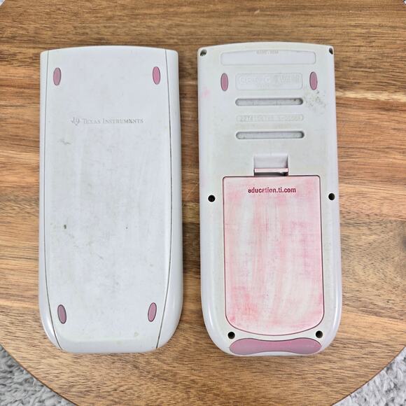 Texas Instruments TI-84 Plus Silver Edition Graphing Calculator Silver Gray Math - Picture 3 of 8